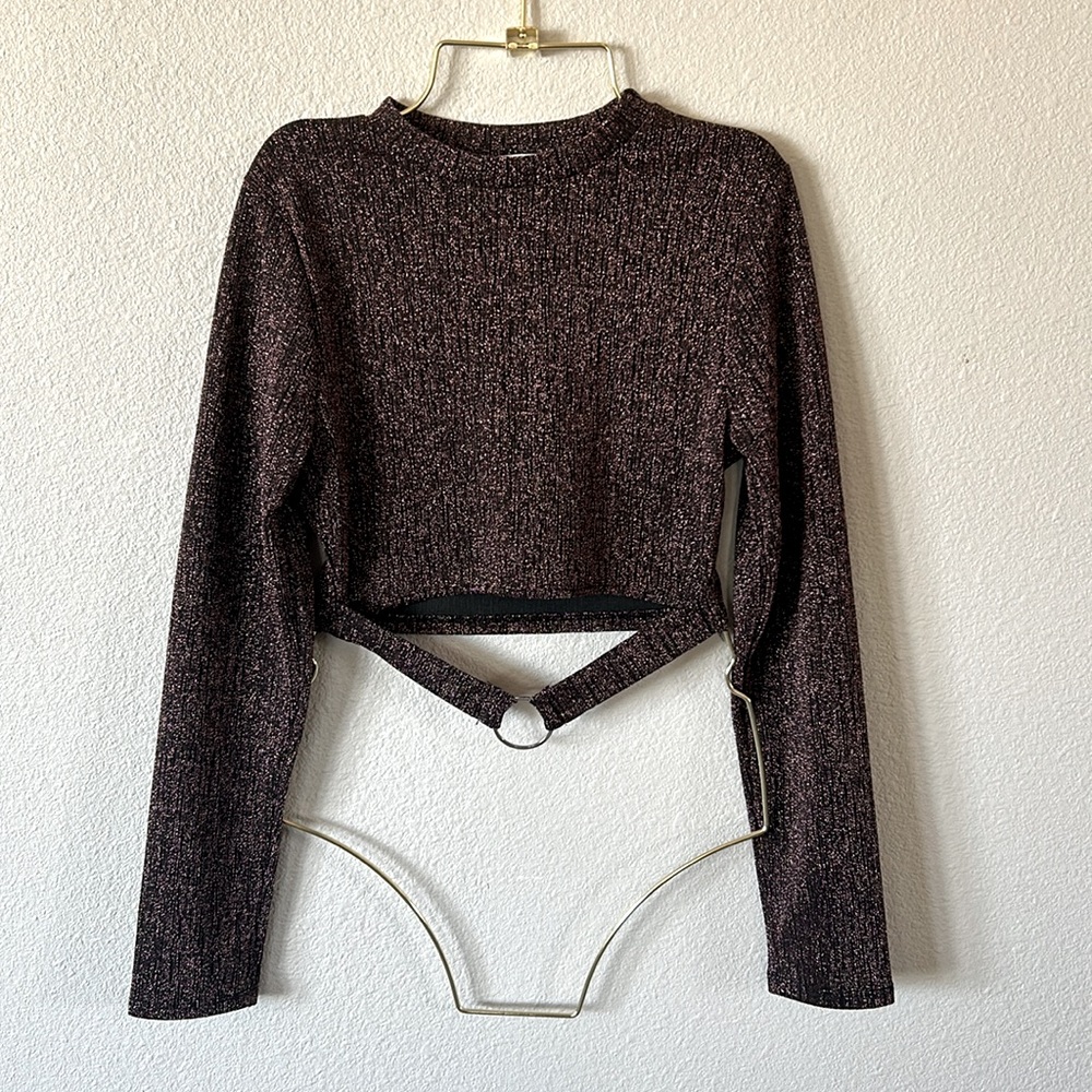 Love J Metallic O Ring Cropped Long Sleeve
